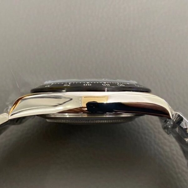 Daytona Siver Classic Panda Black & White Dial 40mm - Image 13