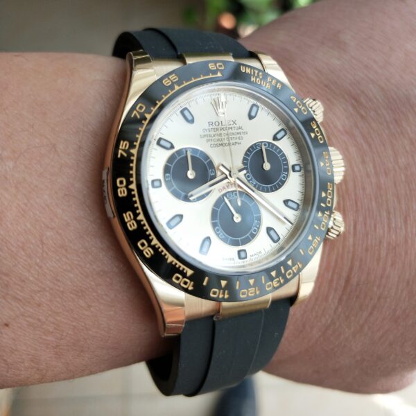 Daytona golden rubber style Multiple dial options 40mm - Image 4