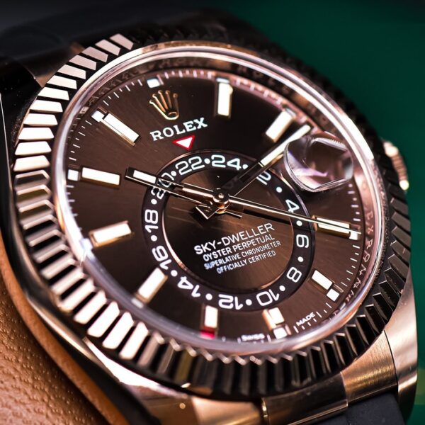 Rolex Sky-Dweller Oyster 42 mm Everose gold 326235-0005 New - Image 7