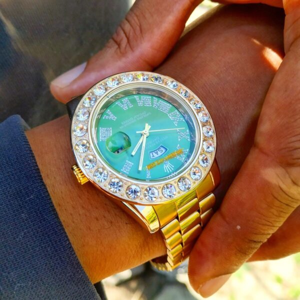 18K Gold Diamond Crown Watch