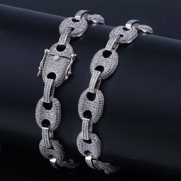 18K Gold Diamond Oval Link Chain - Image 6