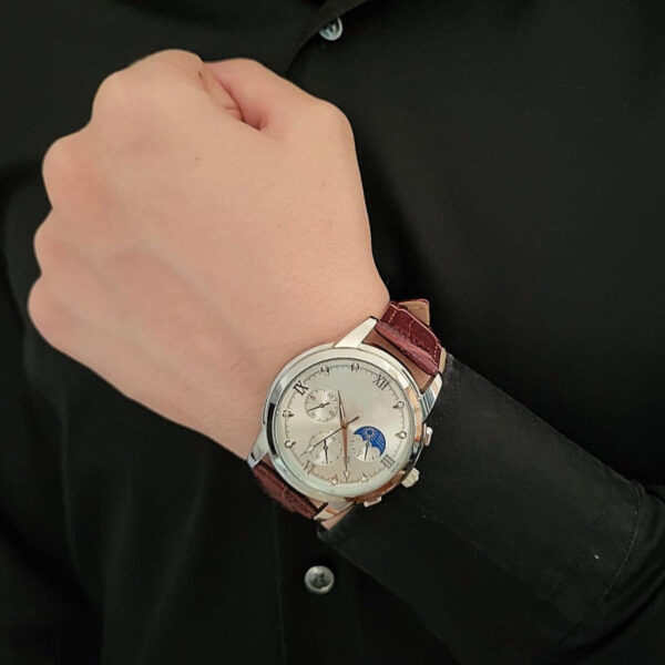 Old Money Watch - Image 2